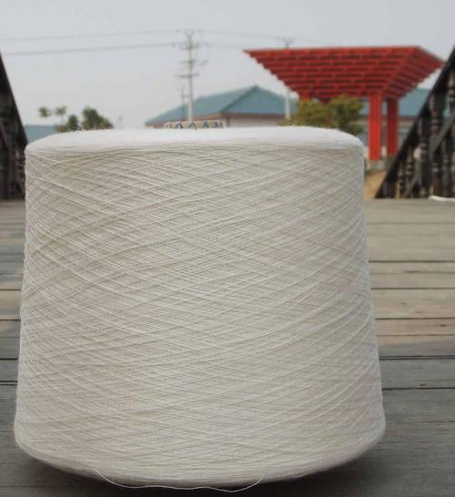 棉纱是棉纤维经纺纱工艺加工而成的纱,经合股加工后称为棉线.